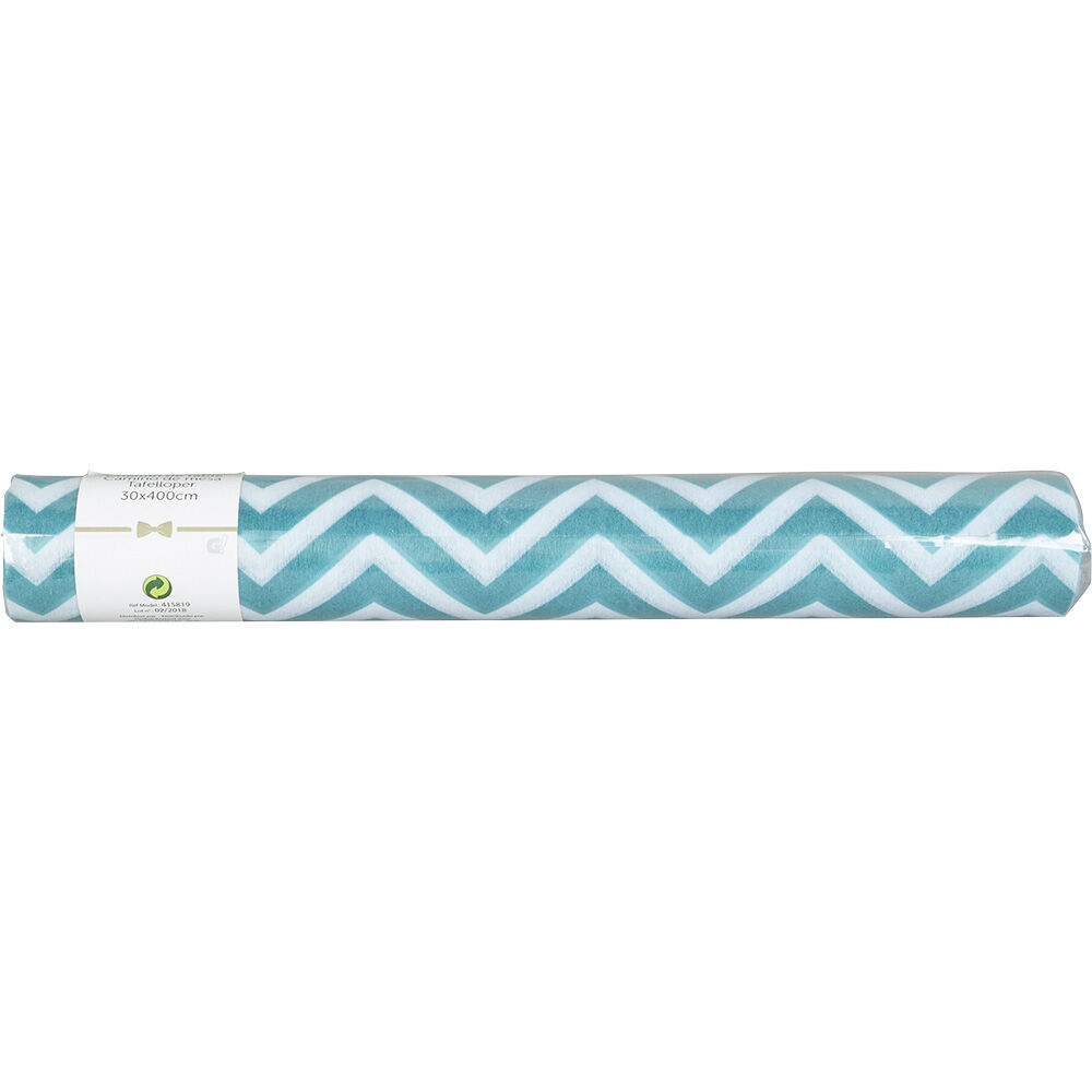 Chemin de table motif chevron bleu clair et blanc